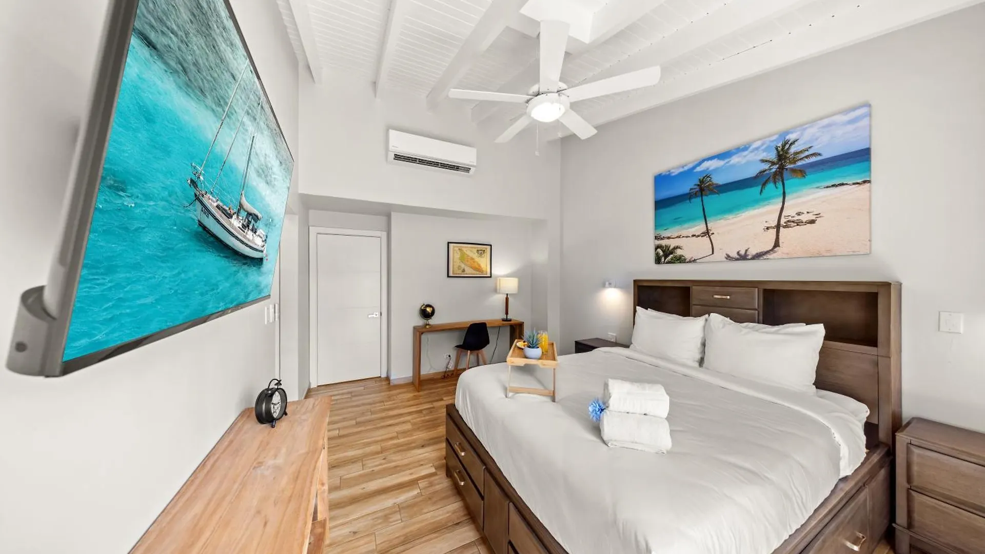 2 Min Walk To Eagle Beach W Pool, Gym & Spa Holiday home
