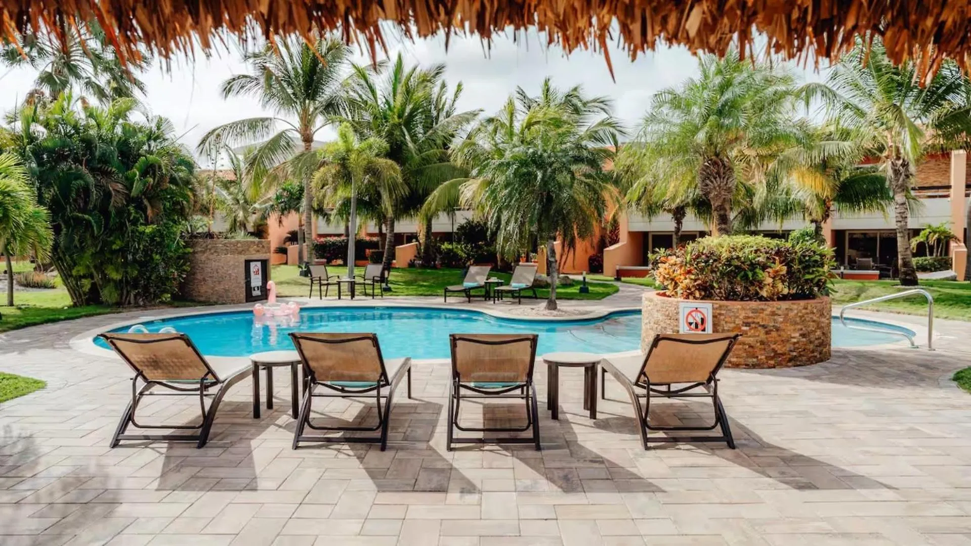 Holiday home 2 Min Walk To Eagle Beach W Pool, Gym & Spa Aruba
